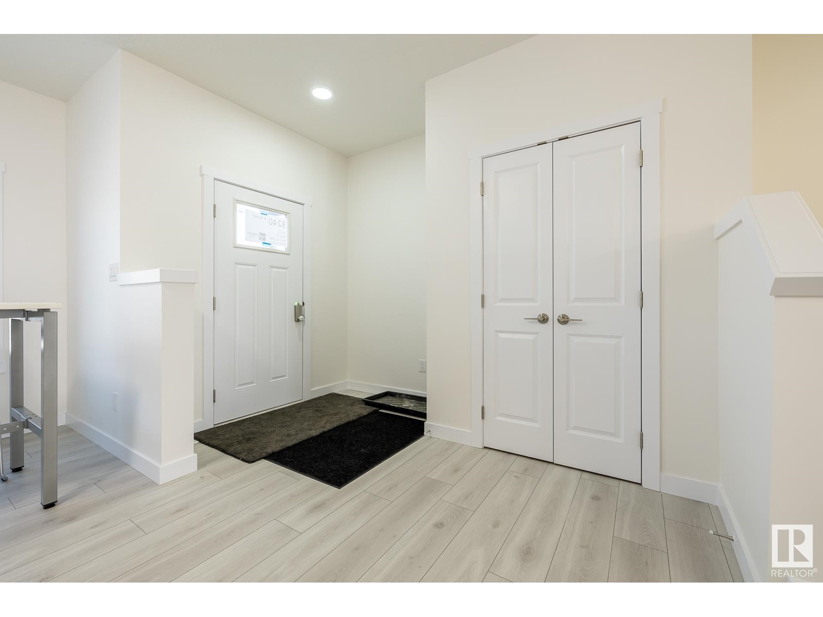 Property at 413 27 ST SW image 3