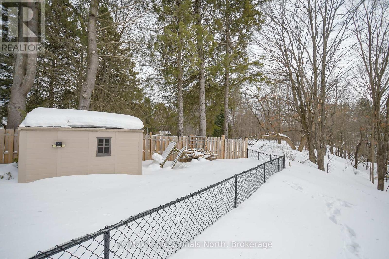 90 Ann Street, Bracebridge, Ontario  P1L 1M1 - Photo 31 - X12003802