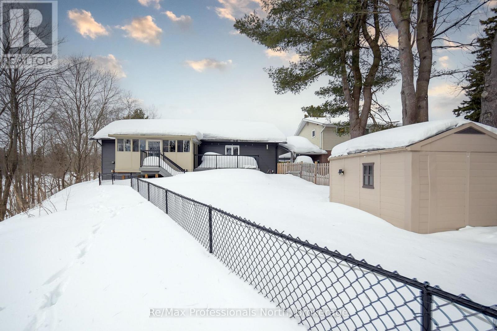 90 Ann Street, Bracebridge, Ontario  P1L 1M1 - Photo 32 - X12003802