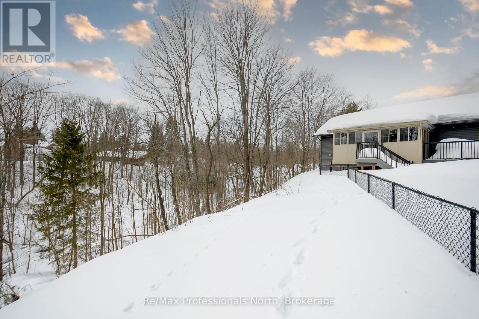 90 Ann Street, Bracebridge, Ontario  P1L 1M1 - Photo 33 - X12003802