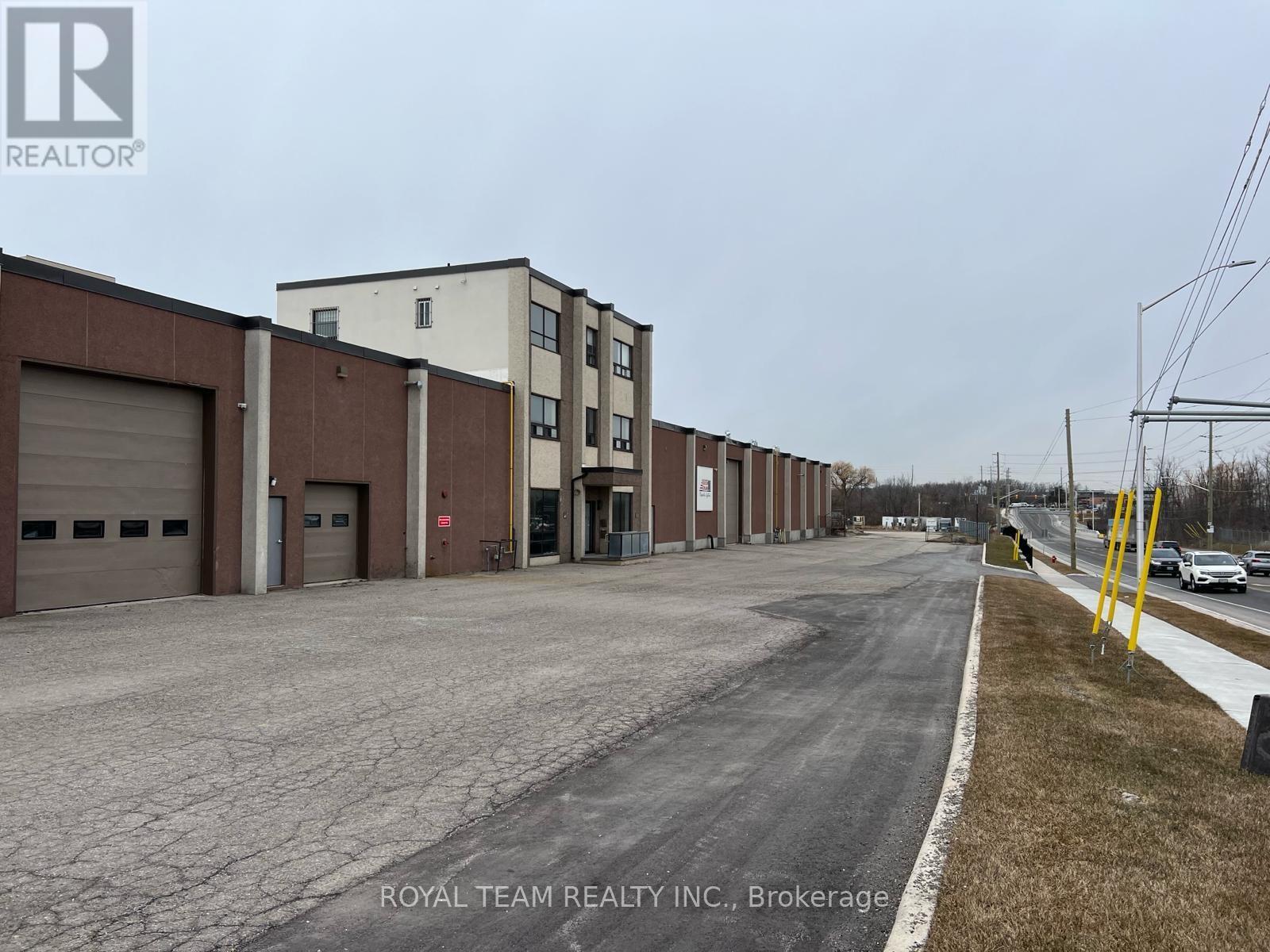 270 Bronte Street N, Milton, Ontario  L9T 3N6 - Photo 1 - W12017375