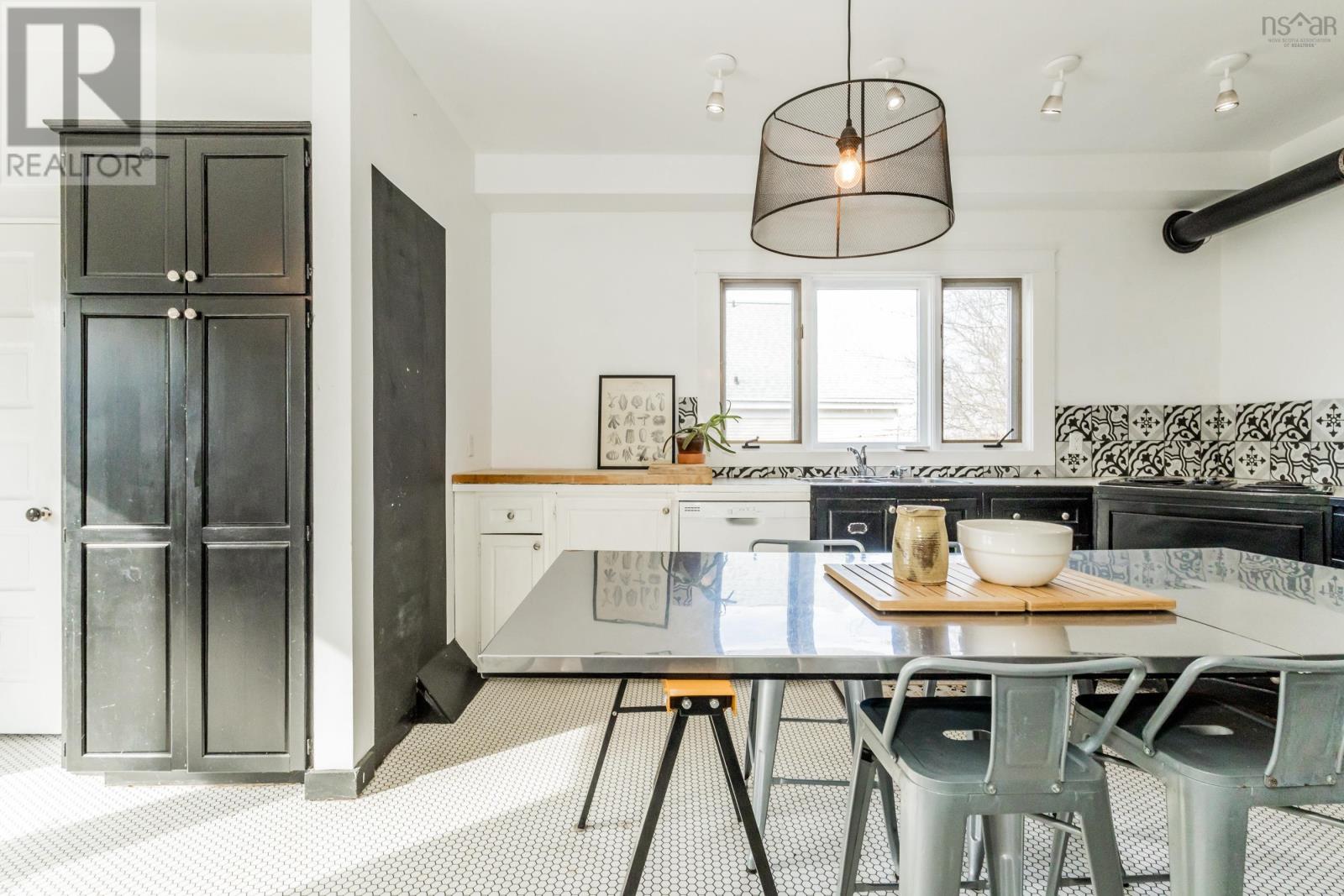 14 Locust Avenue, Wolfville, Nova Scotia  B4P 2E8 - Photo 10 - 202504788