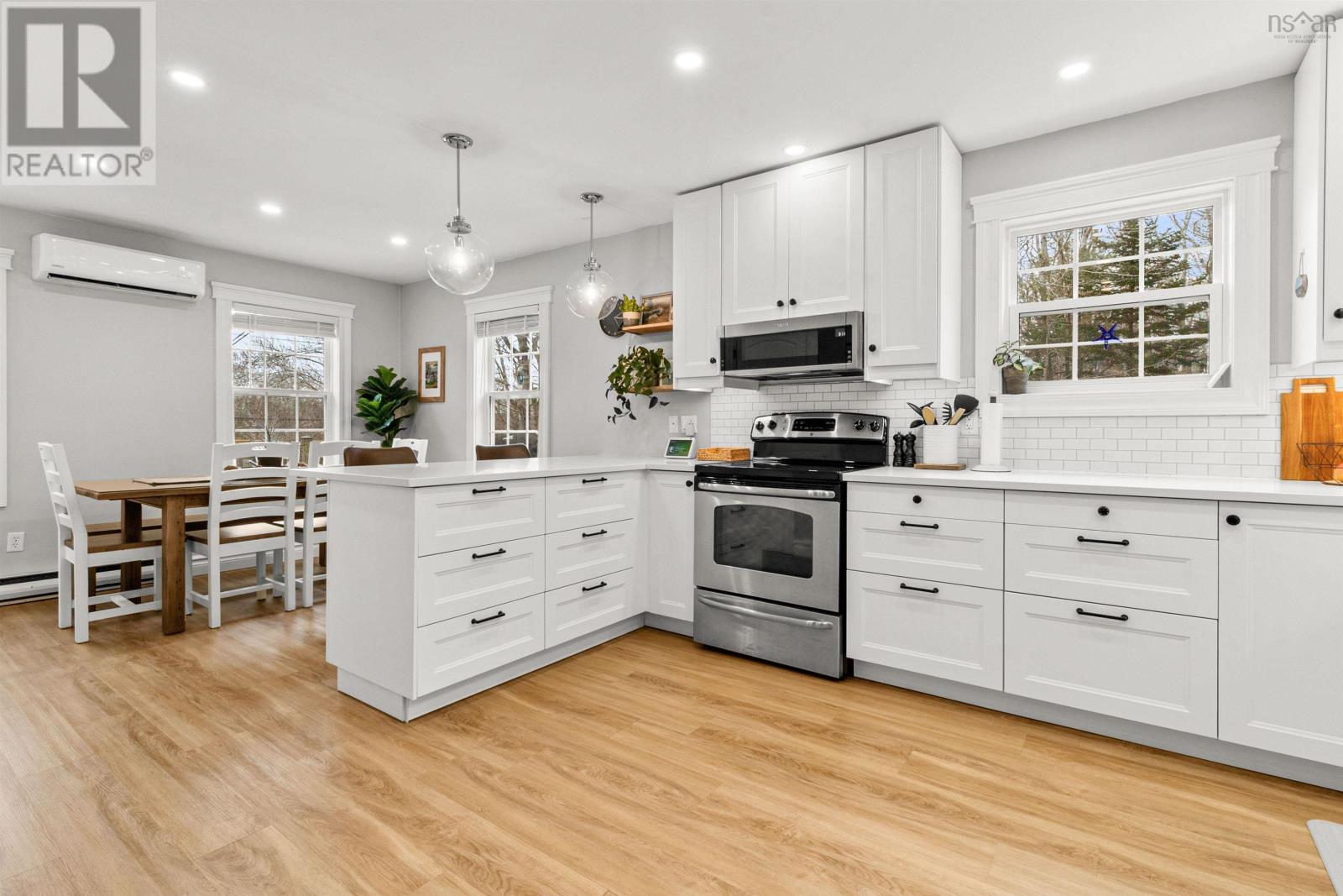 3955 St Margarets Bay Road, Hubley, Nova Scotia  B3Z 1C2 - Photo 11 - 202504718