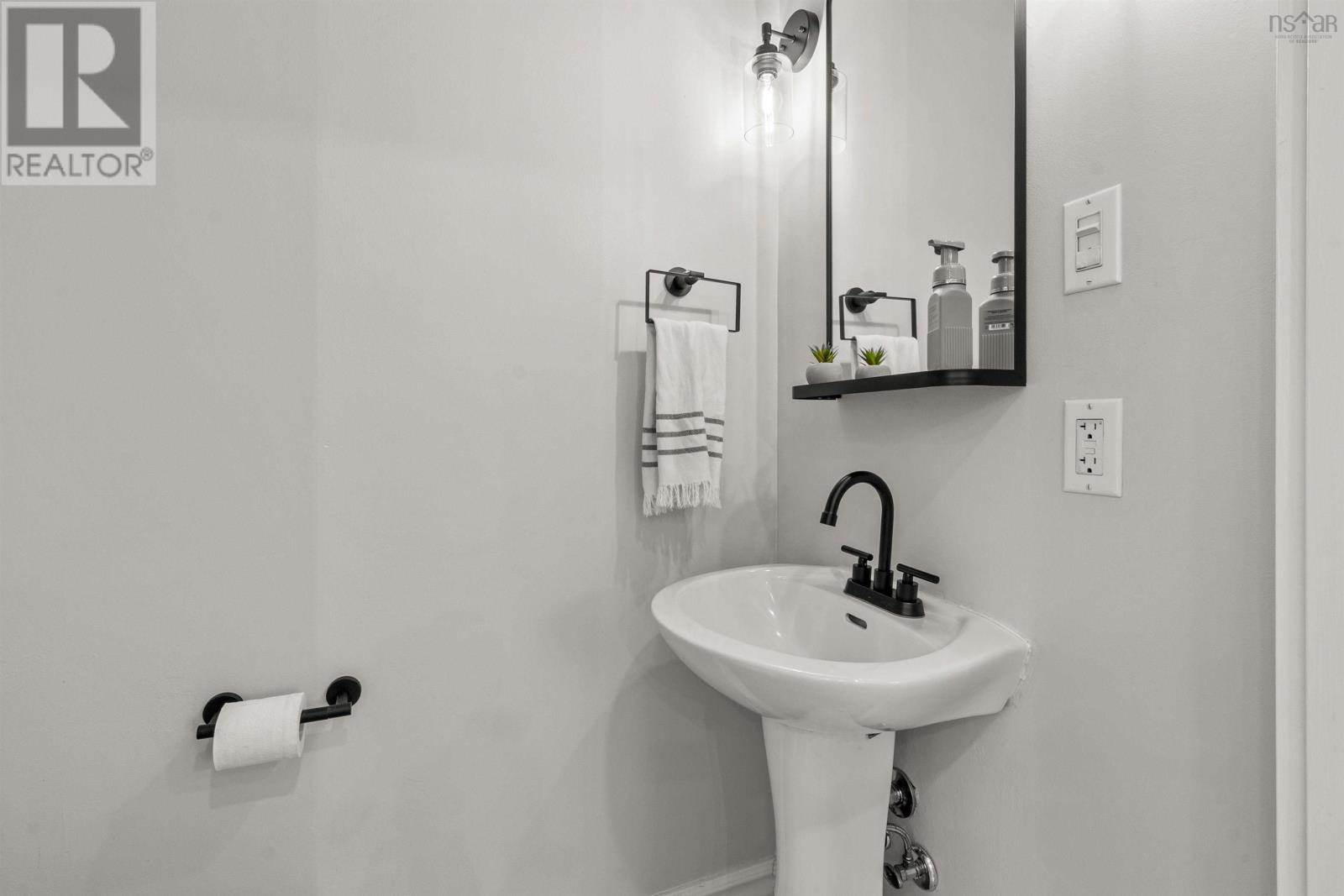 3955 St Margarets Bay Road, Hubley, Nova Scotia  B3Z 1C2 - Photo 13 - 202504718