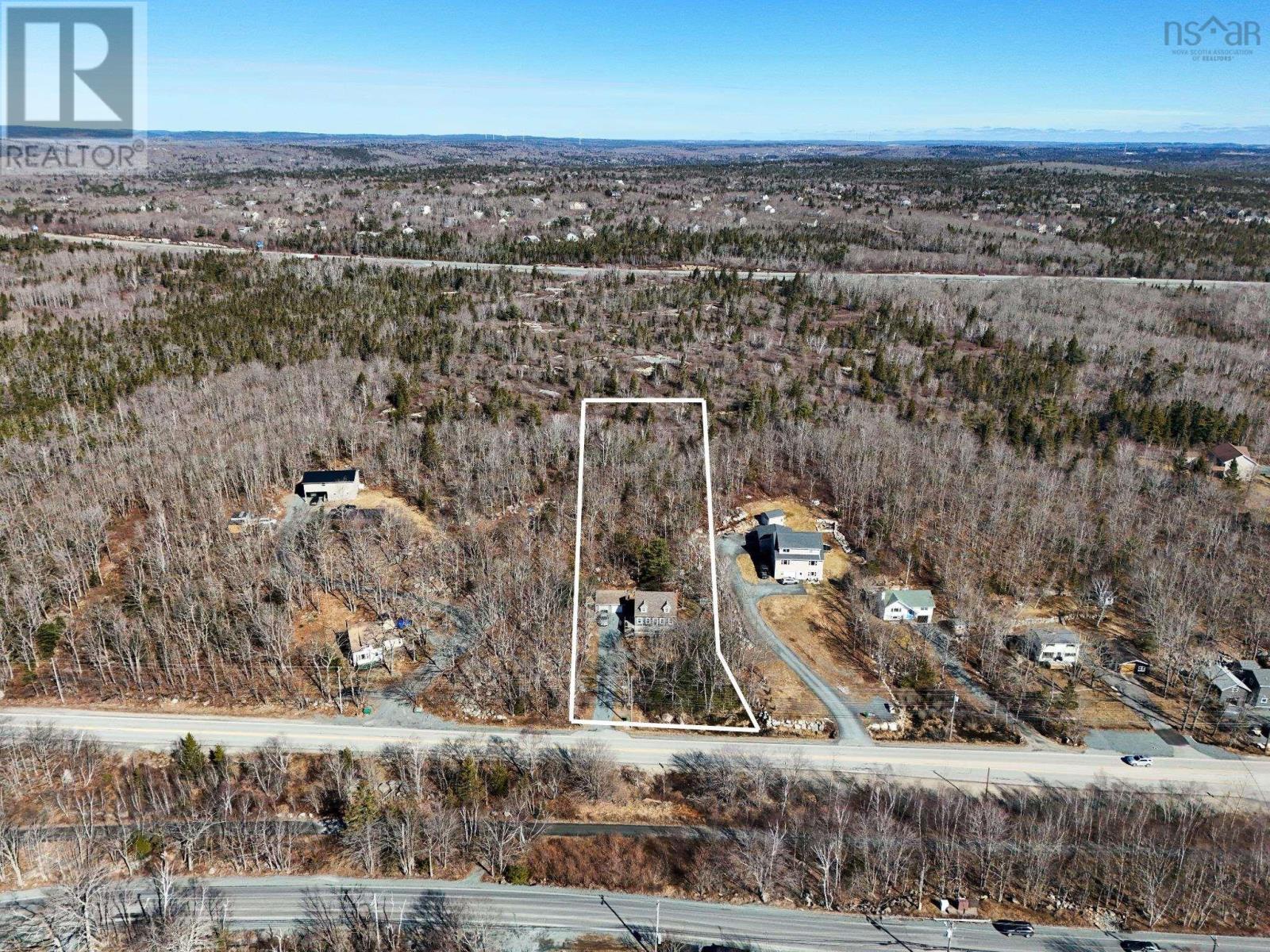 3955 St Margarets Bay Road, Hubley, Nova Scotia  B3Z 1C2 - Photo 2 - 202504718