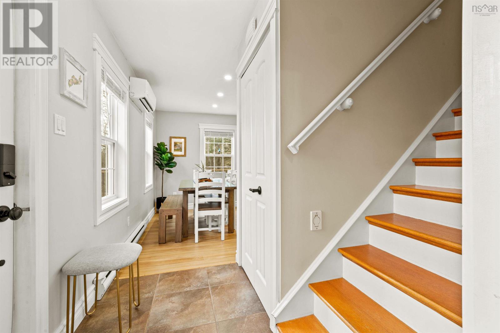 3955 St Margarets Bay Road, Hubley, Nova Scotia  B3Z 1C2 - Photo 4 - 202504718