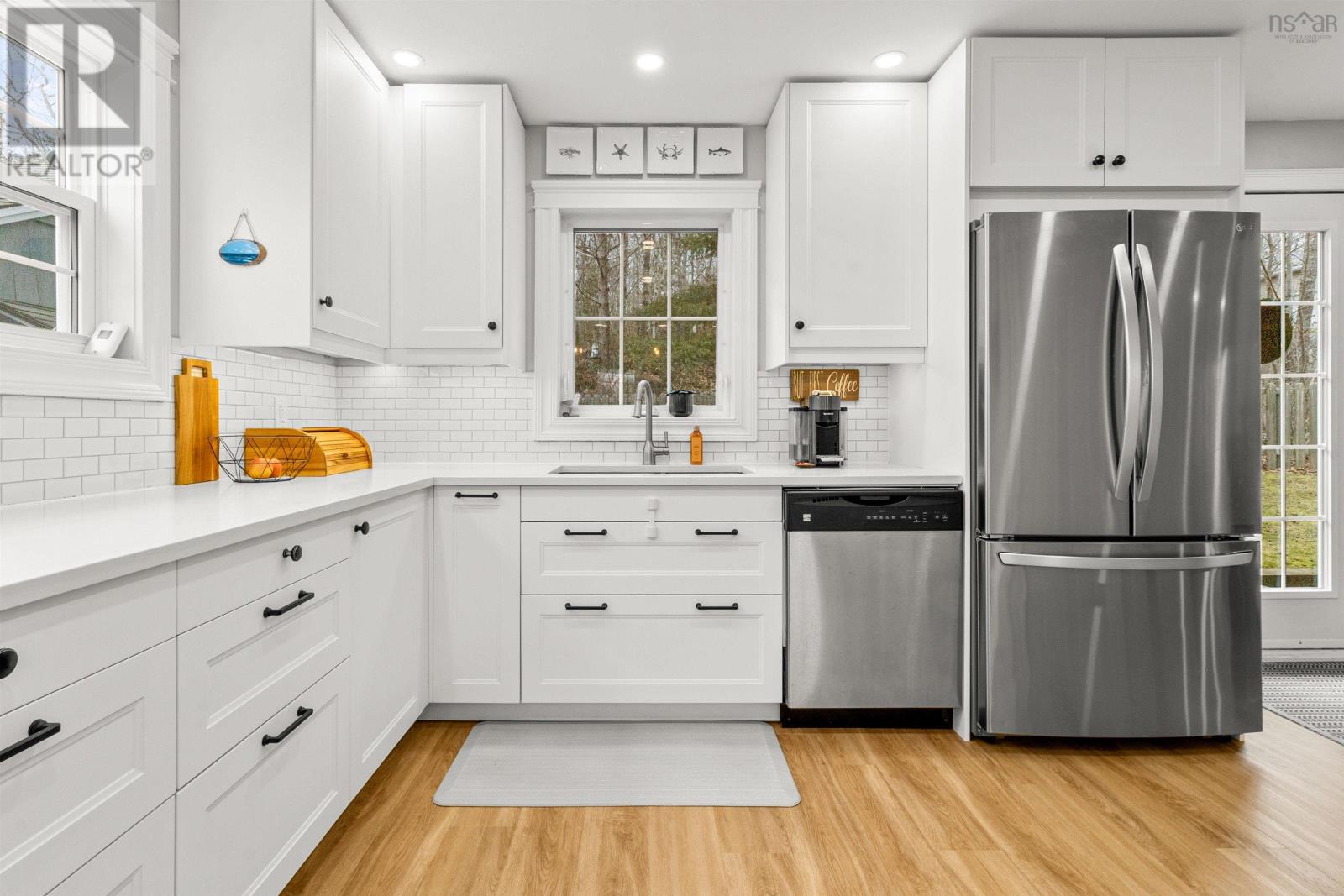 3955 St Margarets Bay Road, Hubley, Nova Scotia  B3Z 1C2 - Photo 9 - 202504718