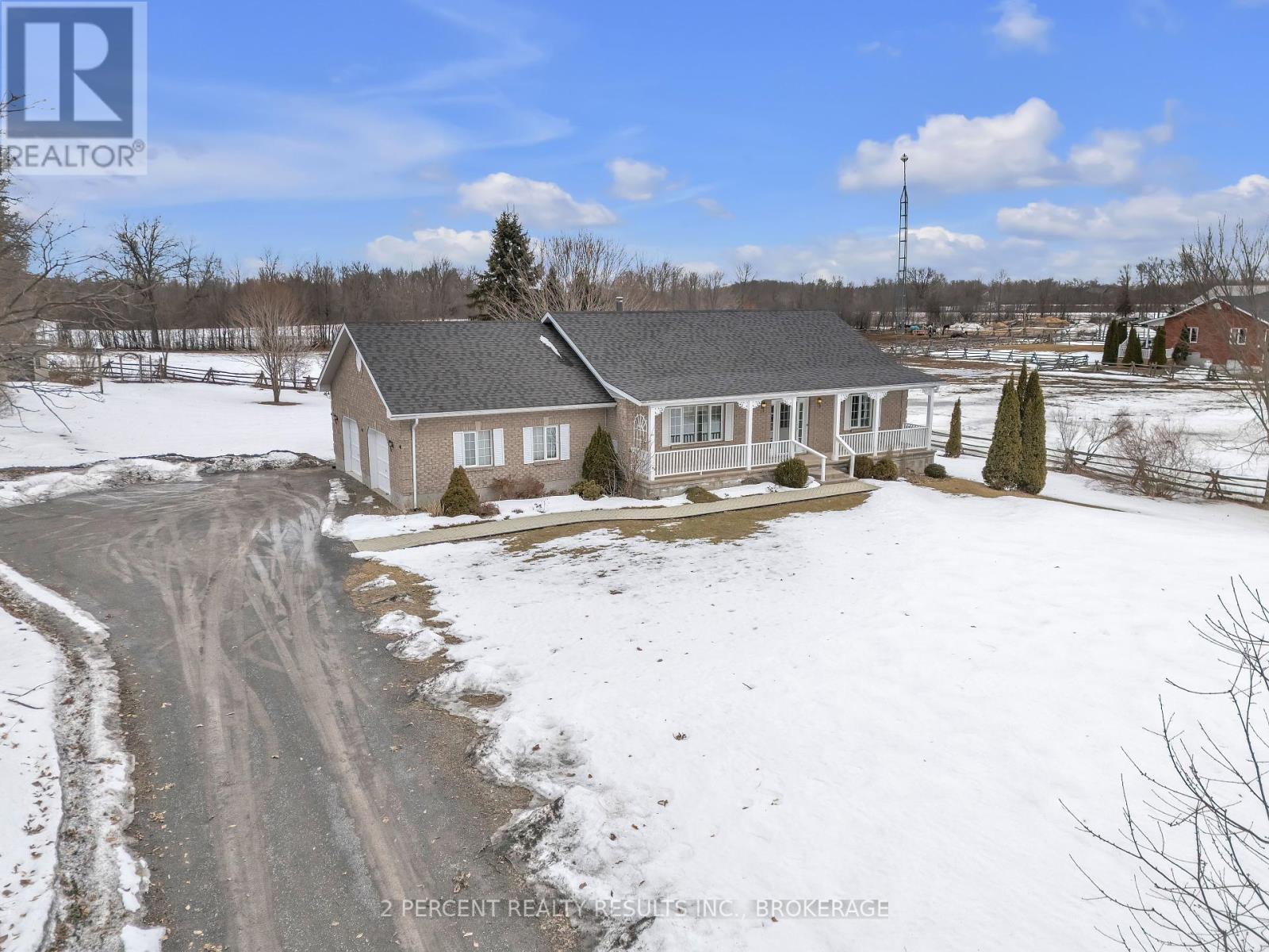 4953 Bradford Road, South Frontenac, Ontario  K0H 1V0 - Photo 3 - X12017453