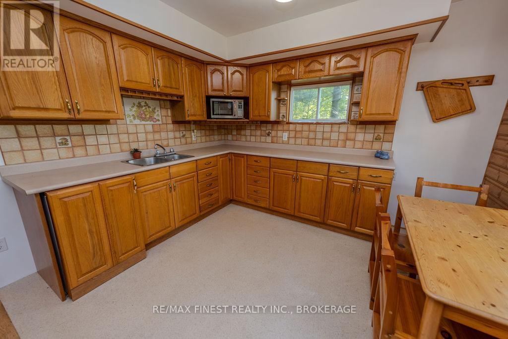 2305e Opinicon Road, Rideau Lakes, Ontario  K0G 1P0 - Photo 9 - X12017523