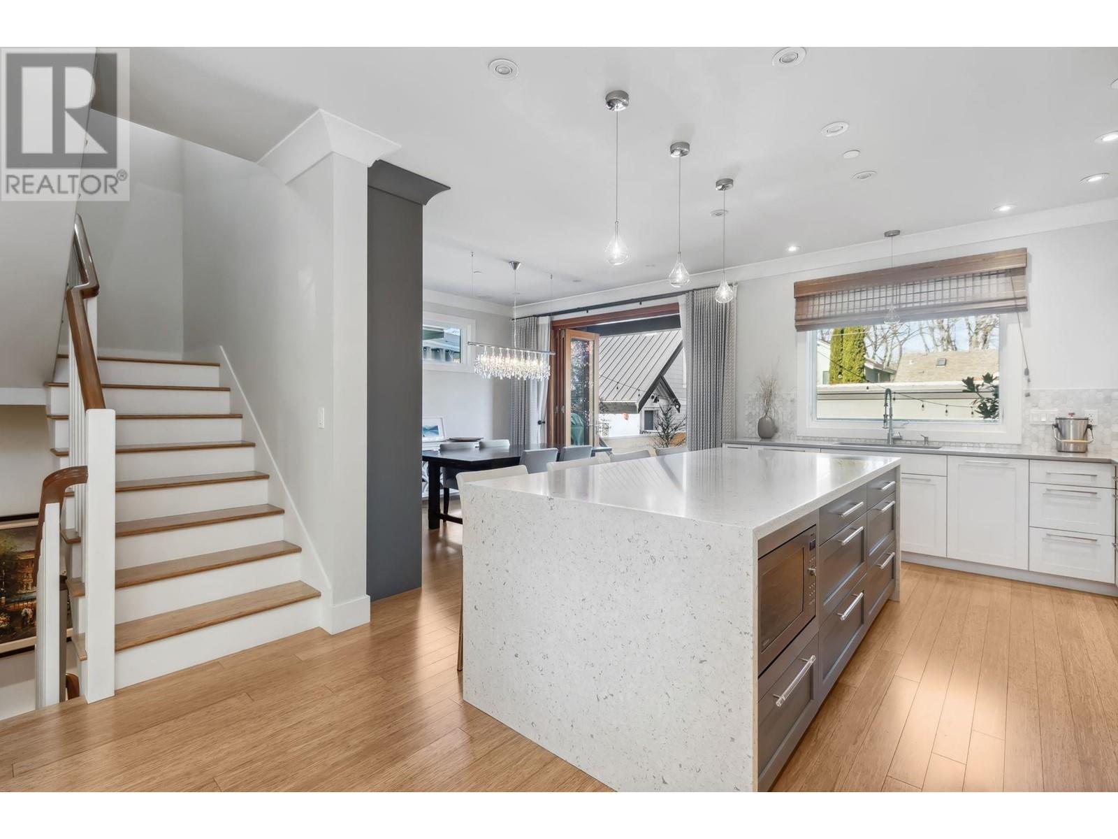 3963 W 20th Avenue, Vancouver, British Columbia  V6S 1G3 - Photo 13 - R2977137