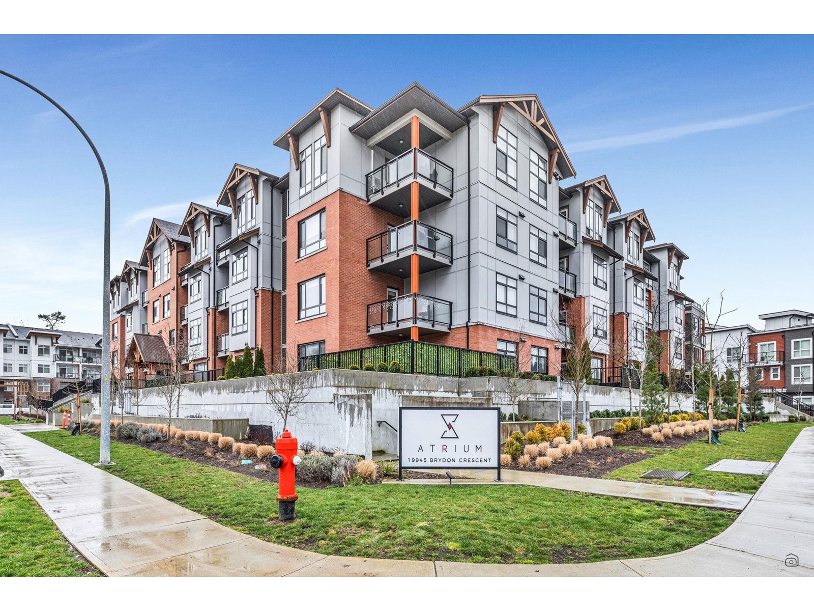 401 19945 BRYDON CRESCENT, langley, British Columbia