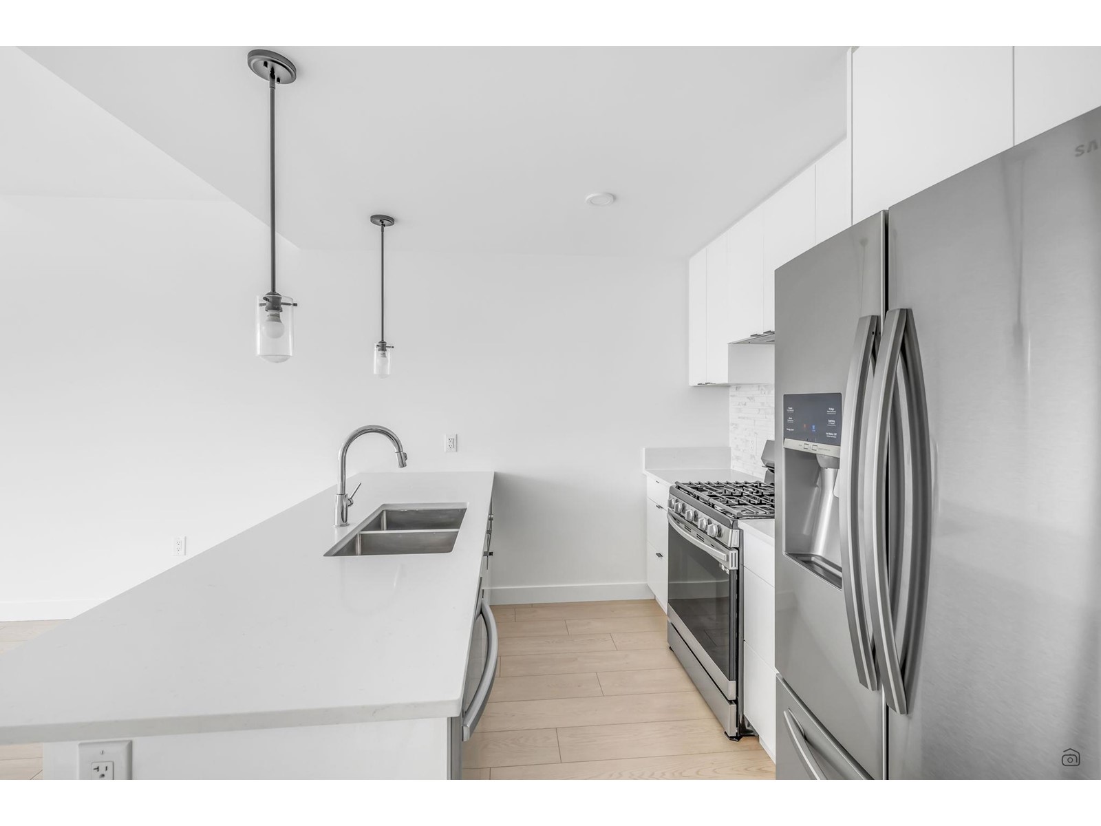 401 19945 Brydon Crescent, Langley, British Columbia  V3A 0P4 - Photo 6 - R2975477