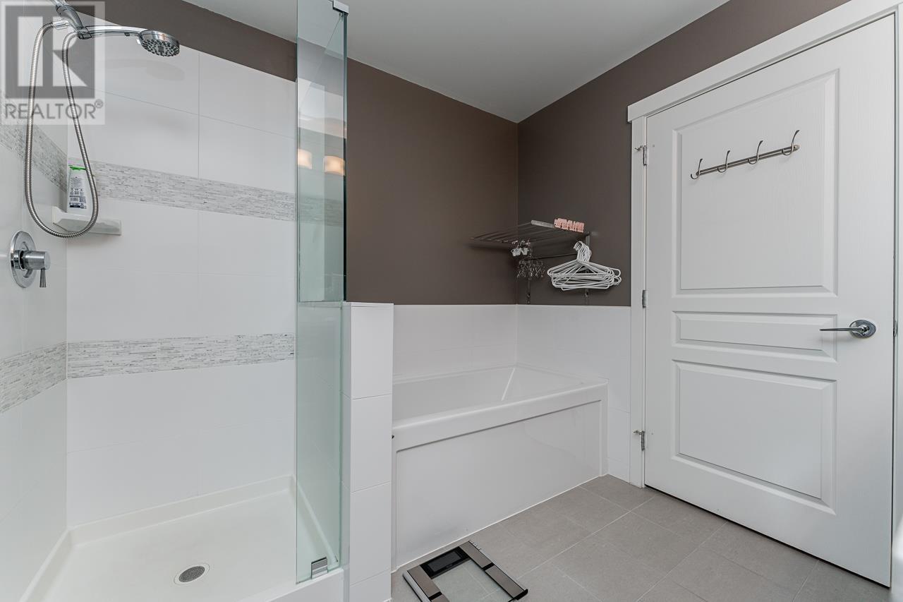 329 9388 Mckim Way, Richmond, British Columbia  V6X 0J7 - Photo 24 - R2975220