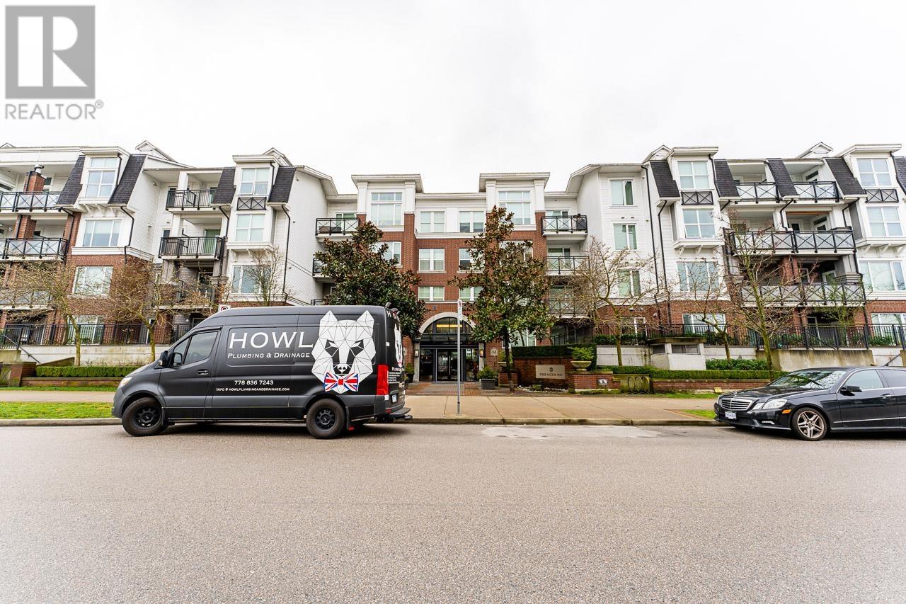 329 9388 Mckim Way, Richmond, British Columbia  V6X 0J7 - Photo 4 - R2975220