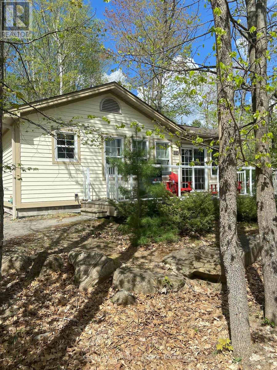 1052 Rat Bay Rd 109-7 Road, Lake Of Bays, Ontario  P1H 2J6 - Photo 3 - X12017497