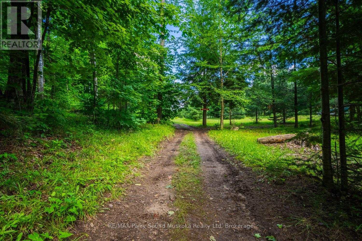 16c Magnet Road, Magnetawan, Ontario  P0A 1P0 - Photo 8 - X12017528