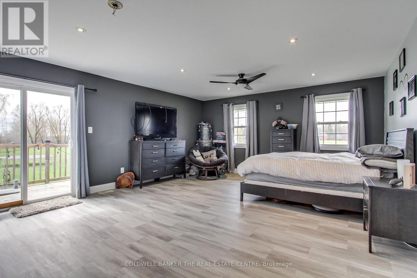 1109 Ravenshoe Road, East Gwillimbury, Ontario  L9P 1R2 - Photo 14 - N12017525