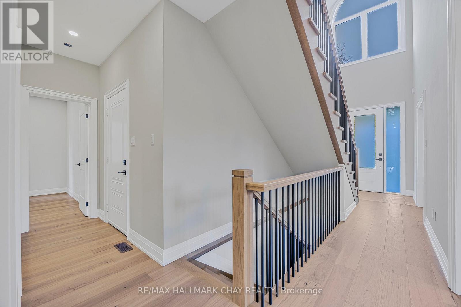 90 37th Street N, Wasaga Beach, Ontario  L9Z 2B5 - Photo 11 - S12017451