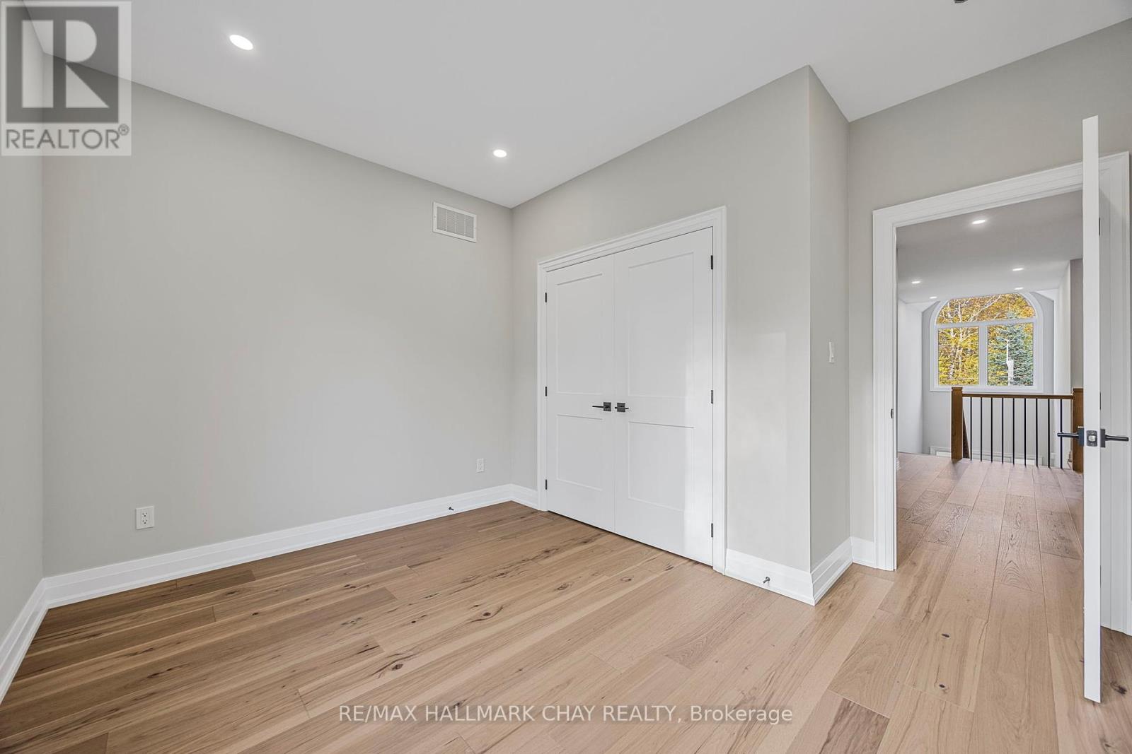 90 37th Street N, Wasaga Beach, Ontario  L9Z 2B5 - Photo 22 - S12017451