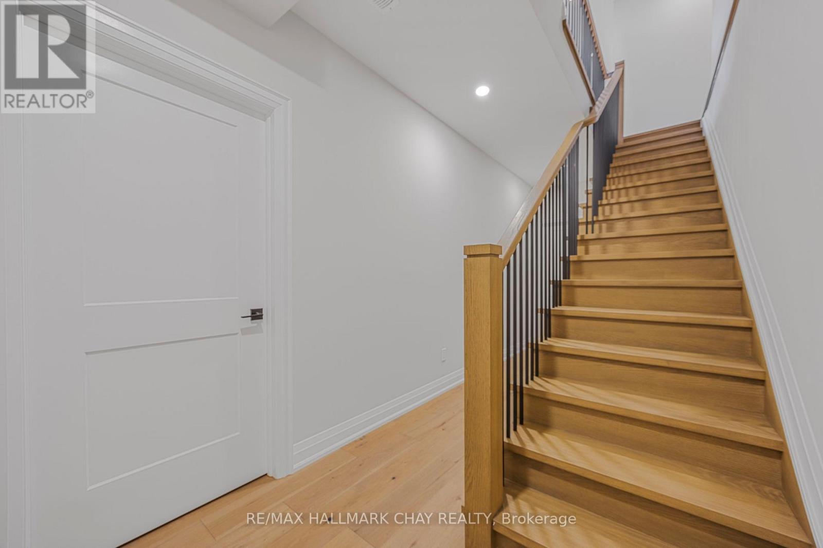 90 37th Street N, Wasaga Beach, Ontario  L9Z 2B5 - Photo 25 - S12017451