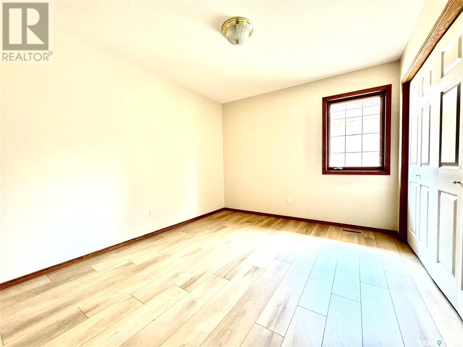 1118 Selo Place, Regina, Saskatchewan S4S 3W9 - Photo 8 - SK998729