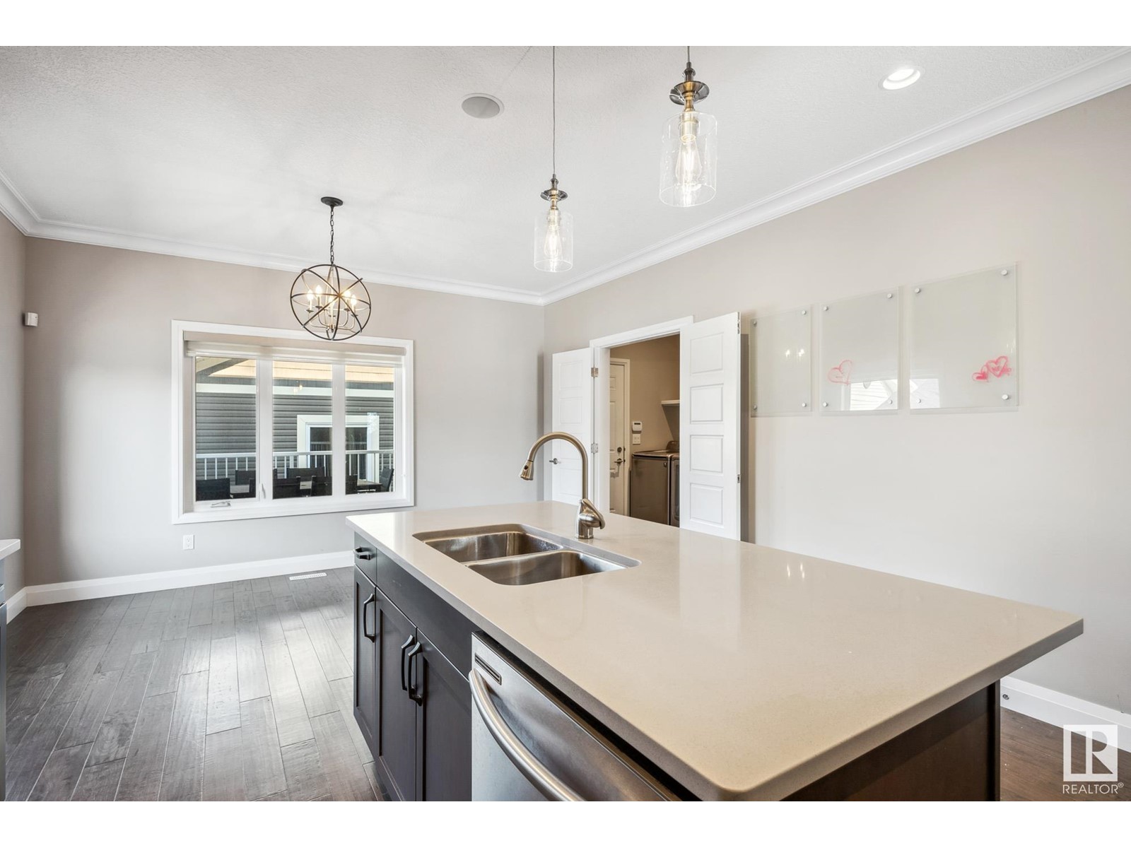 Property at 628 ORTONA WY NW image 5