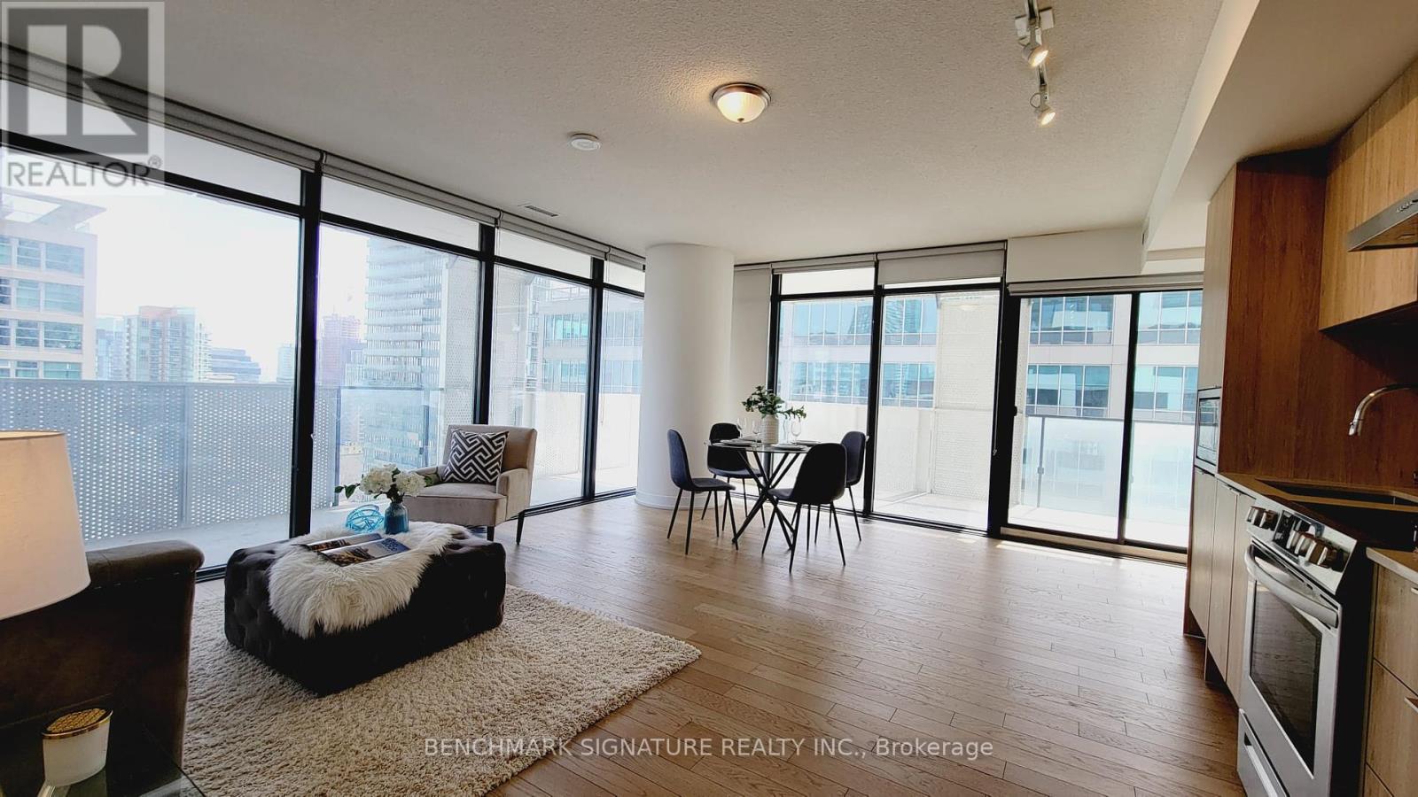 1703 - 25 RICHMOND STREET E, Toronto, Ontario