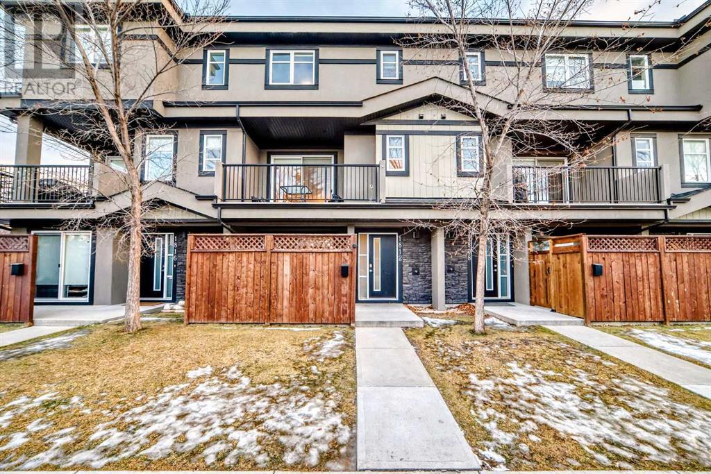 Property at 1812 47 Street NW image 2