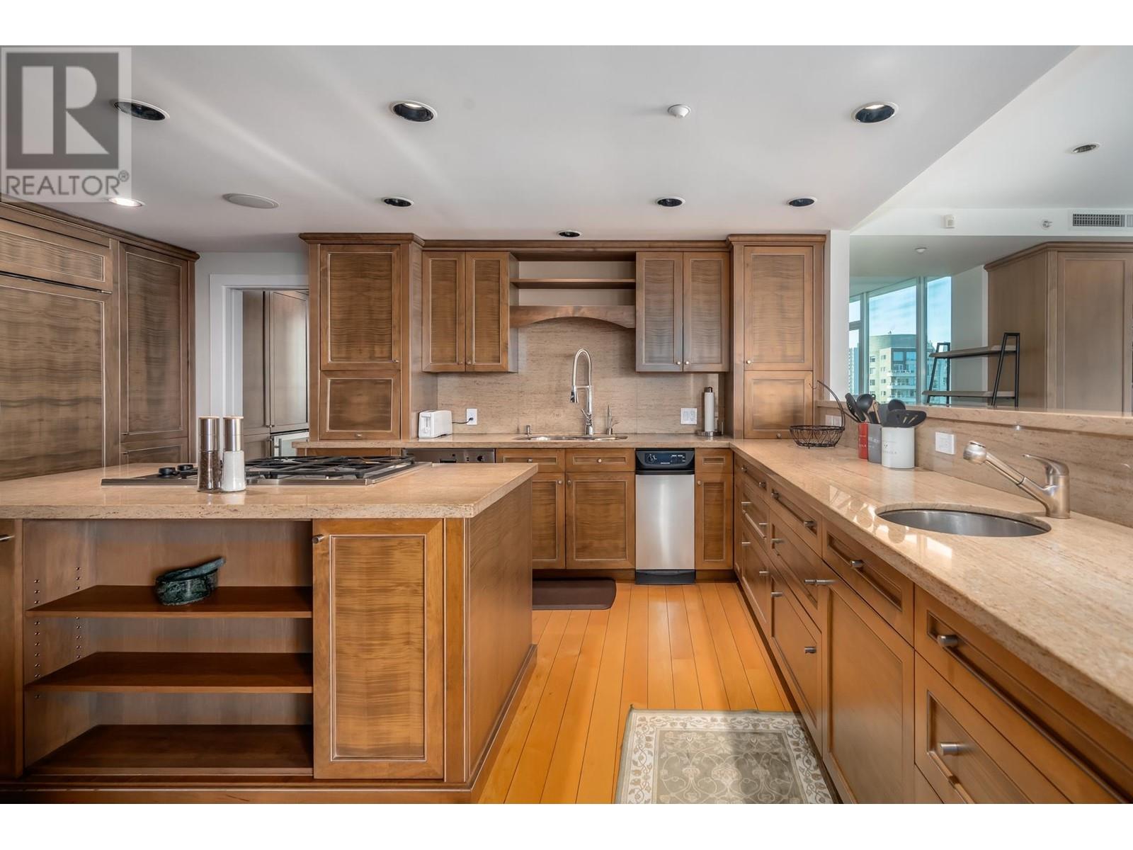 Ph13 1717 Bayshore Drive, Vancouver, British Columbia  V6G 3H3 - Photo 14 - R2977472