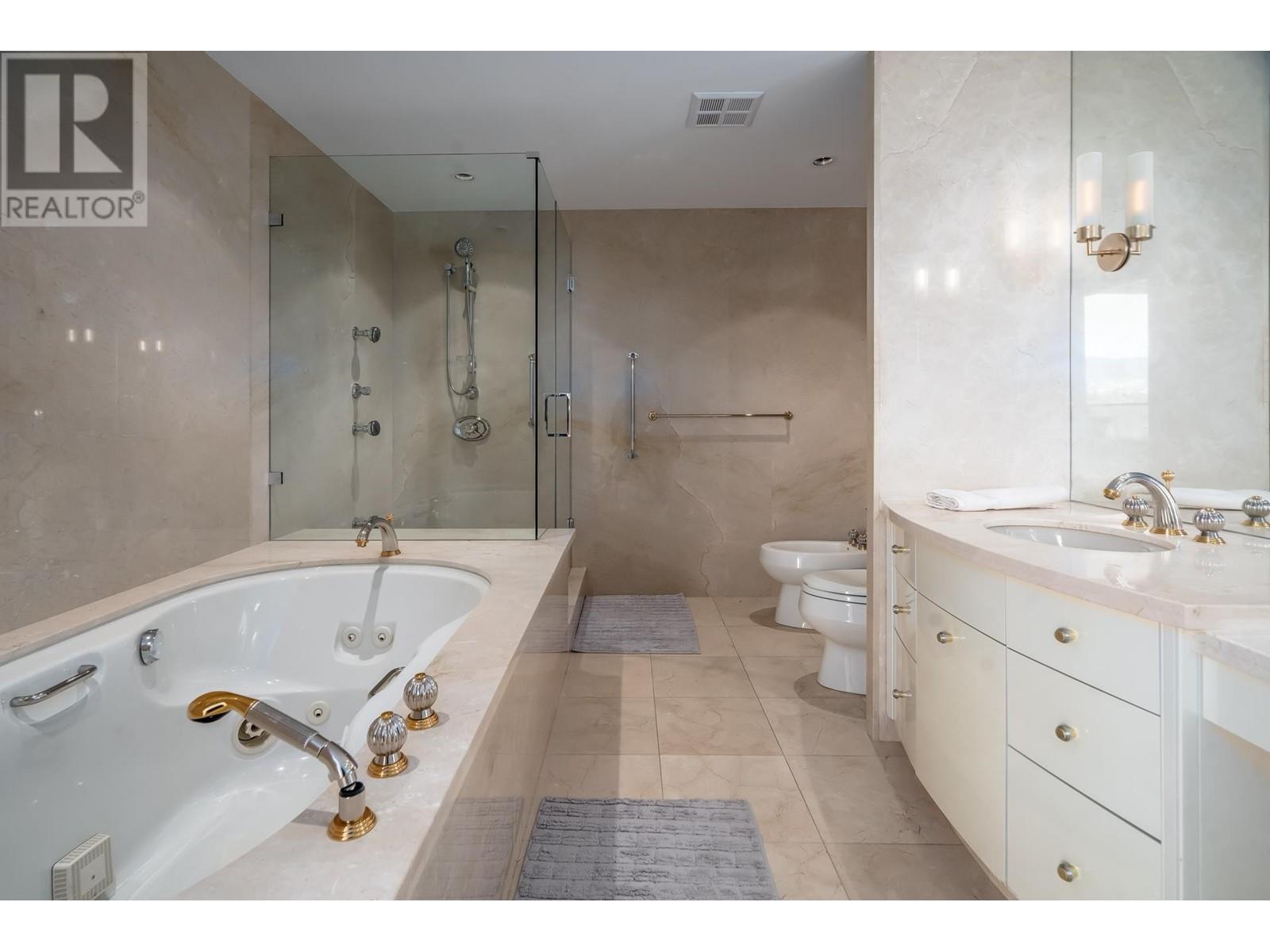 Ph13 1717 Bayshore Drive, Vancouver, British Columbia  V6G 3H3 - Photo 24 - R2977472