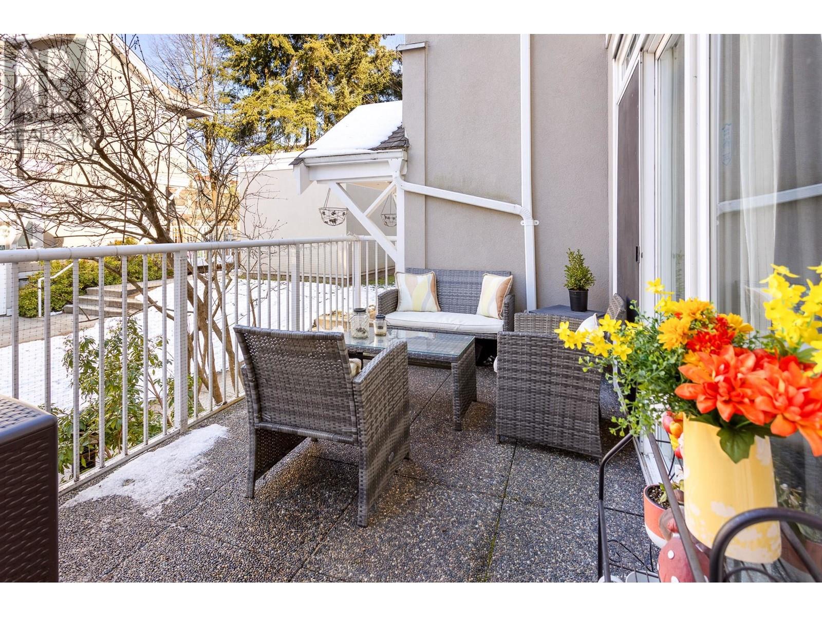 77 2422 Hawthorne Avenue, Port Coquitlam, British Columbia  V3C 6K7 - Photo 3 - R2977487