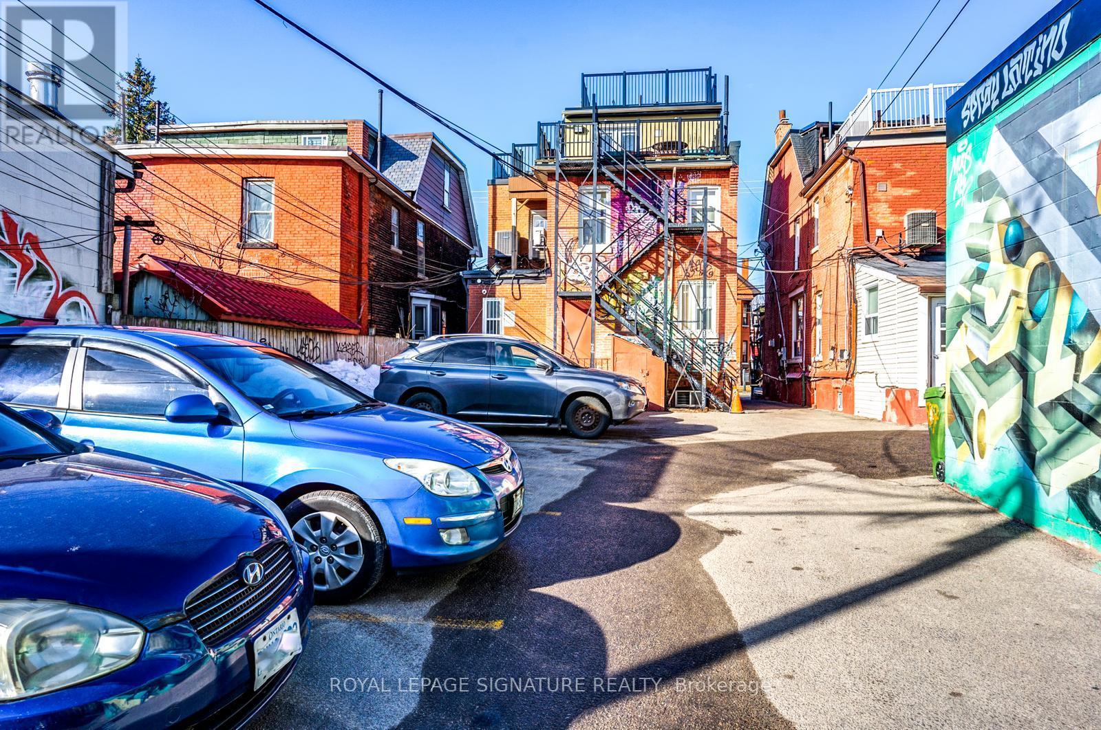 567 Bathurst Street, Toronto, Ontario  M5S 2P8 - Photo 12 - C12017563