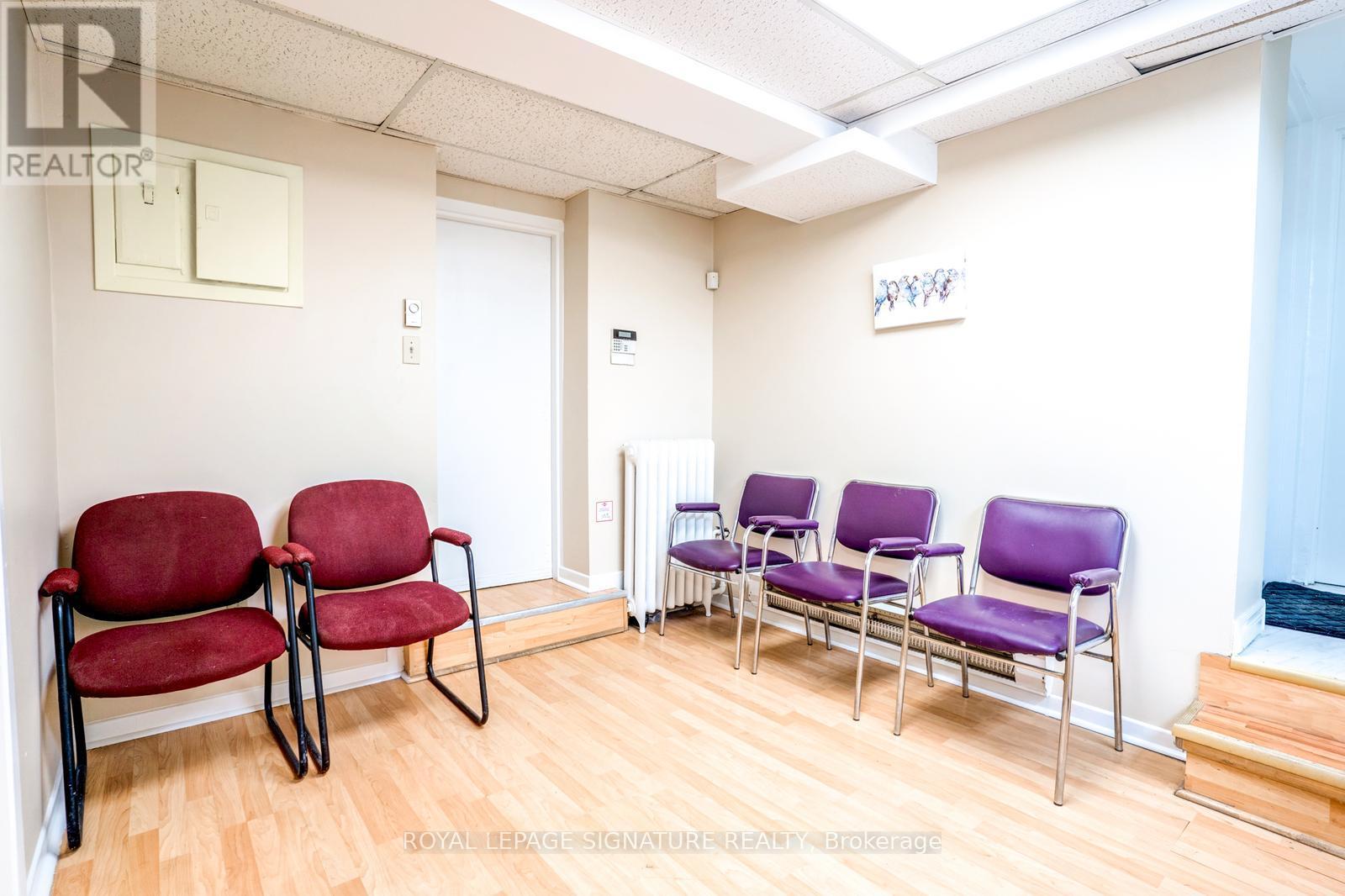 567 Bathurst Street, Toronto, Ontario  M5S 2P8 - Photo 6 - C12017563