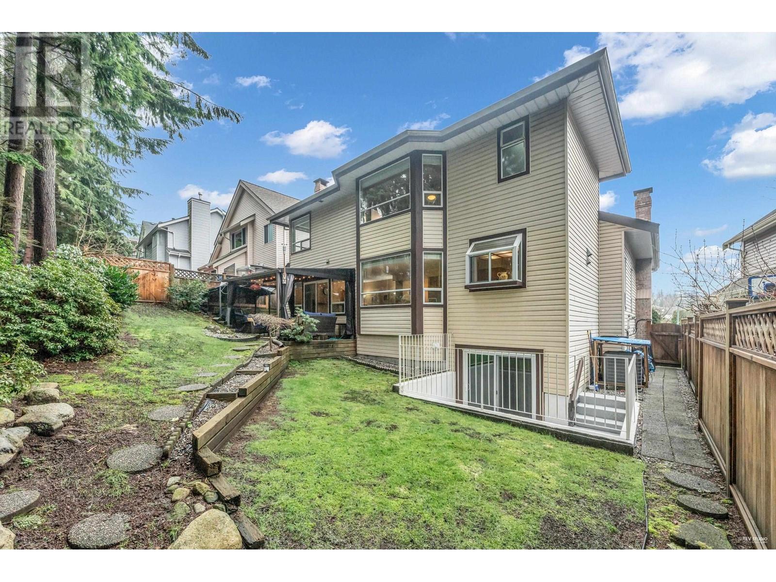 2914 Valleyvista Drive, Coquitlam, British Columbia  V3E 2P3 - Photo 37 - R2977473