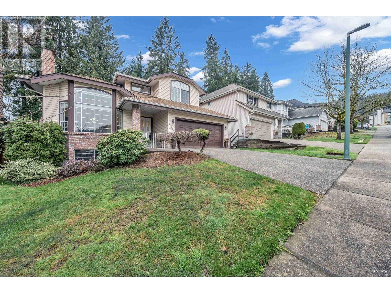 2914 Valleyvista Drive, Coquitlam, British Columbia  V3E 2P3 - Photo 2 - R2977473