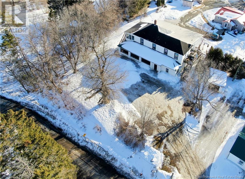 103 King Street South, Woodstock, New Brunswick  E7M 1Z9 - Photo 10 - NB113942