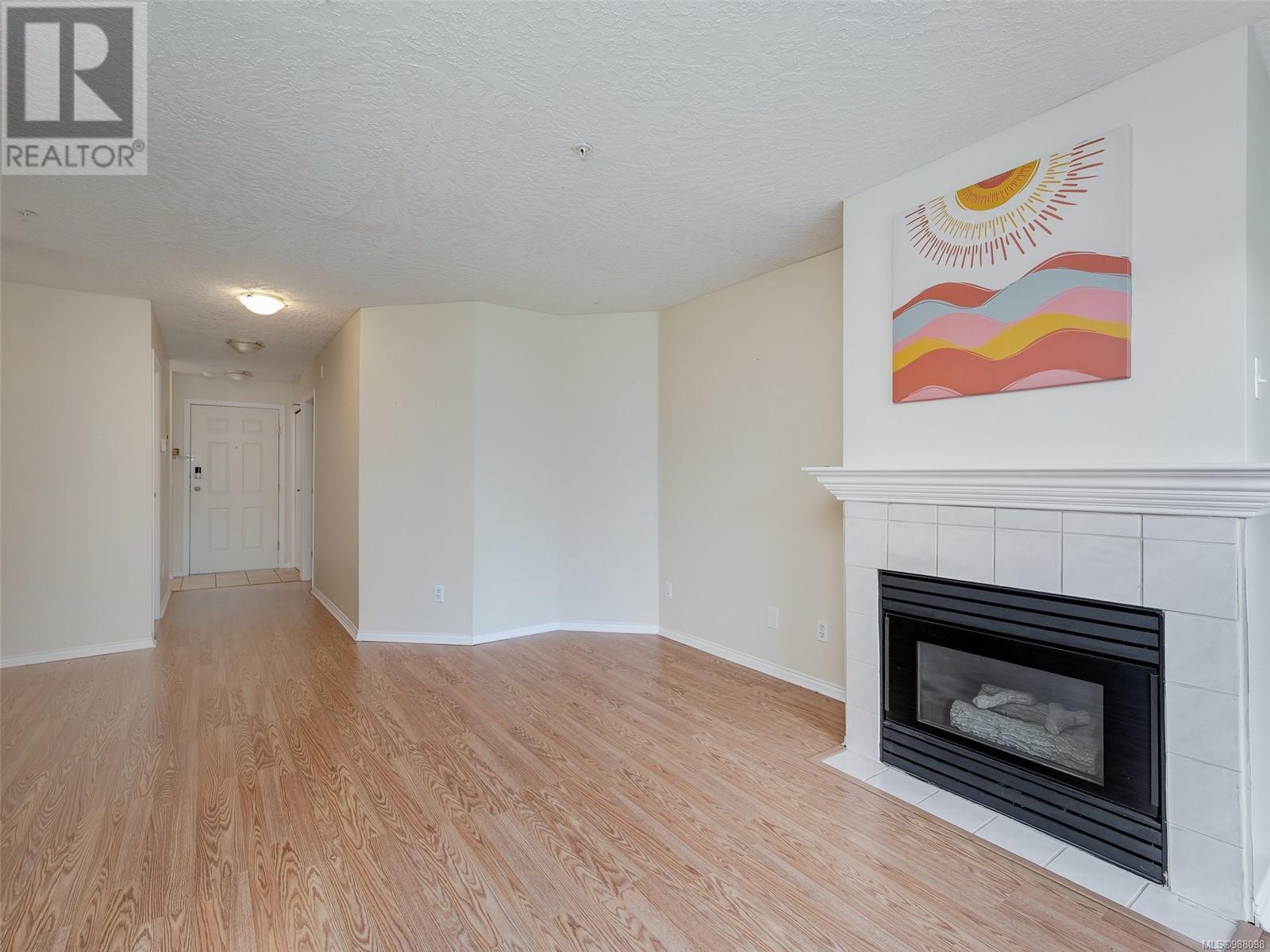 Property at 103 535 Manchester Rd image 3
