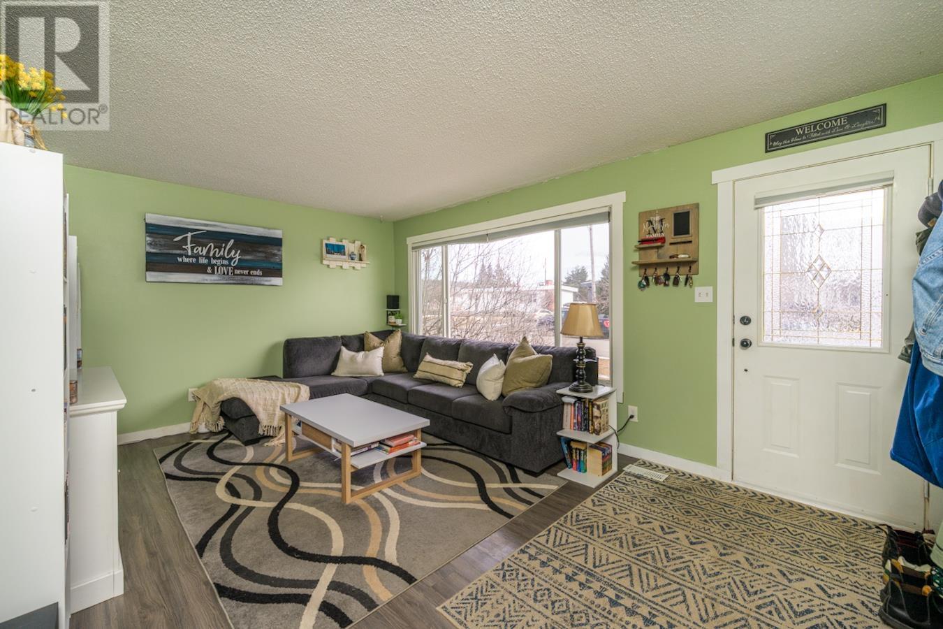 Property at 421 NICHOLSON STREET image 3