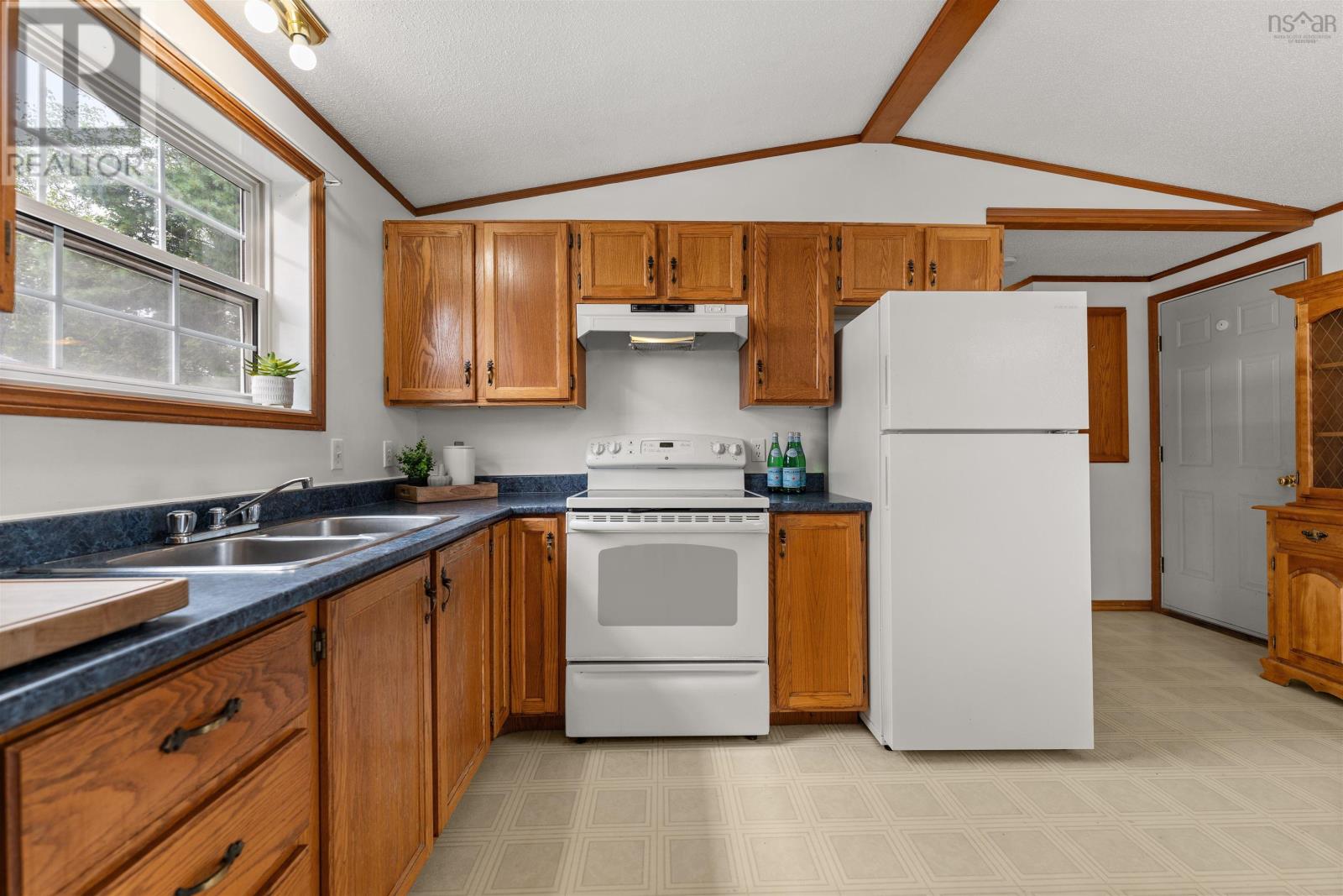 31 Sylvan Avenue, Middle Sackville, Nova Scotia  B4E 3B2 - Photo 10 - 202504803