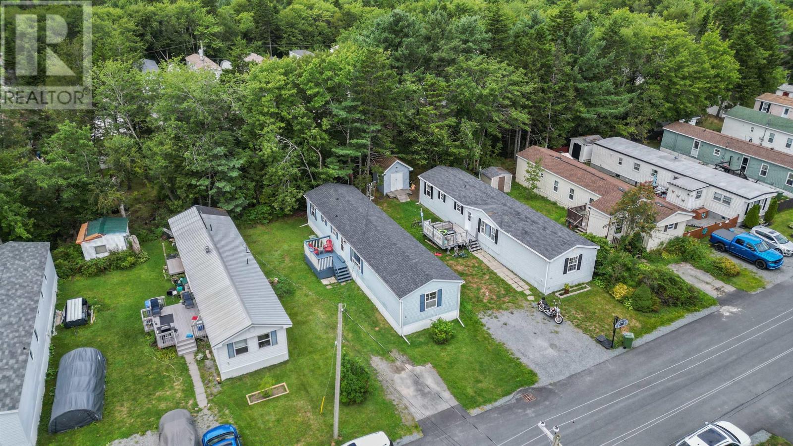 31 Sylvan Avenue, Middle Sackville, Nova Scotia  B4E 3B2 - Photo 3 - 202504803