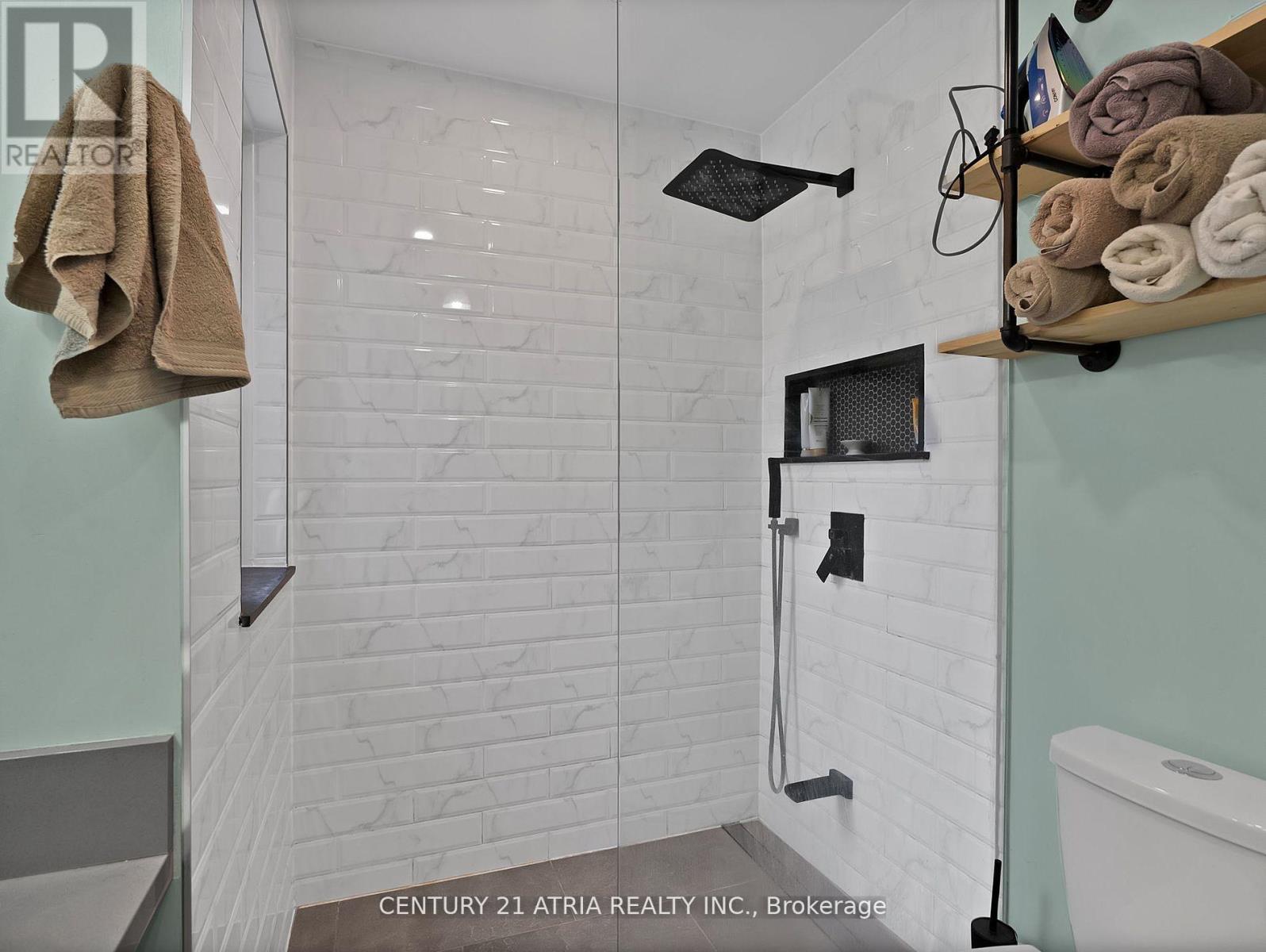 15 Rebecca Street, Toronto, Ontario  M6J 1K8 - Photo 18 - C12017232