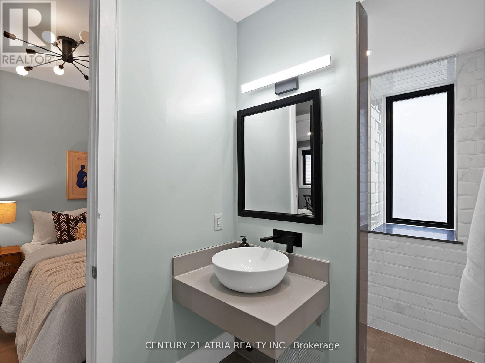 15 Rebecca Street, Toronto, Ontario  M6J 1K8 - Photo 21 - C12017232
