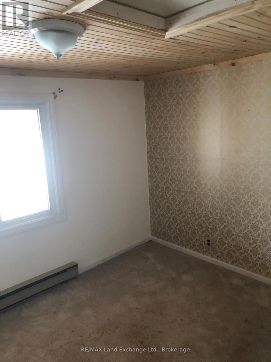 188 Broadway Street, Kincardine, Ontario  N2Z 2X9 - Photo 13 - X11961529