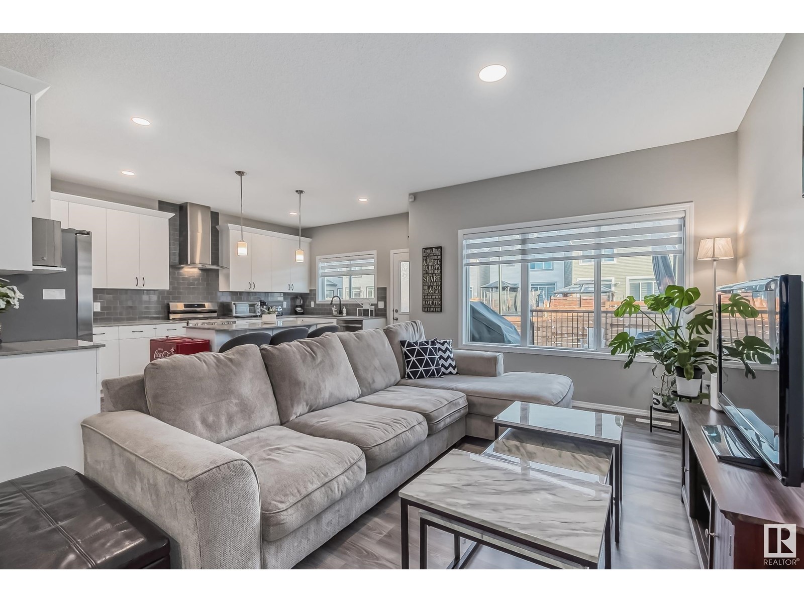 5730 Cautley Cr Sw, Edmonton, Alberta  T6W 4X9 - Photo 5 - E4425504