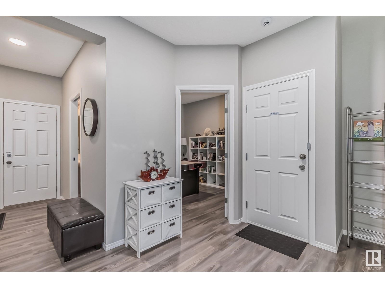 Property at 5730 CAUTLEY CR SW image 1