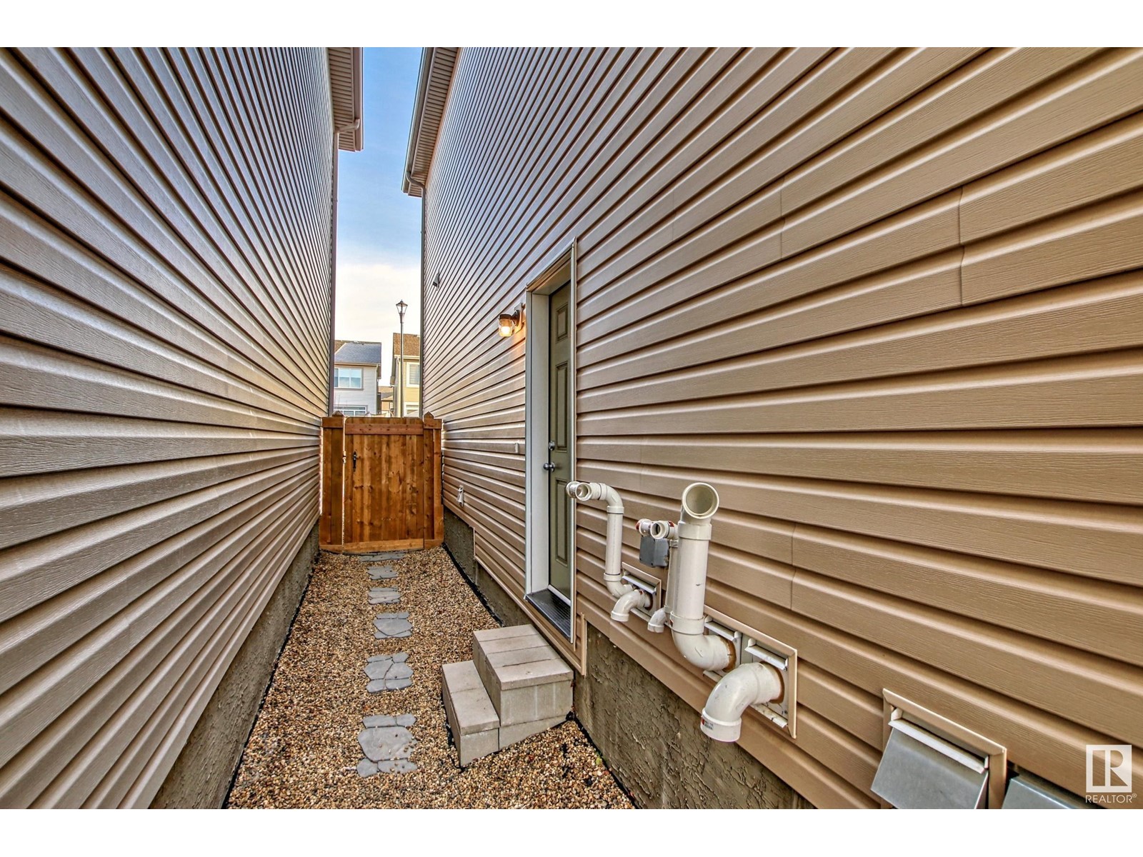 5730 Cautley Cr Sw, Edmonton, Alberta  T6W 4X9 - Photo 44 - E4425504