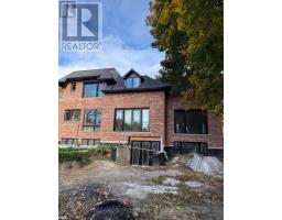 582 LYDIA STREET, Newmarket, Ontario