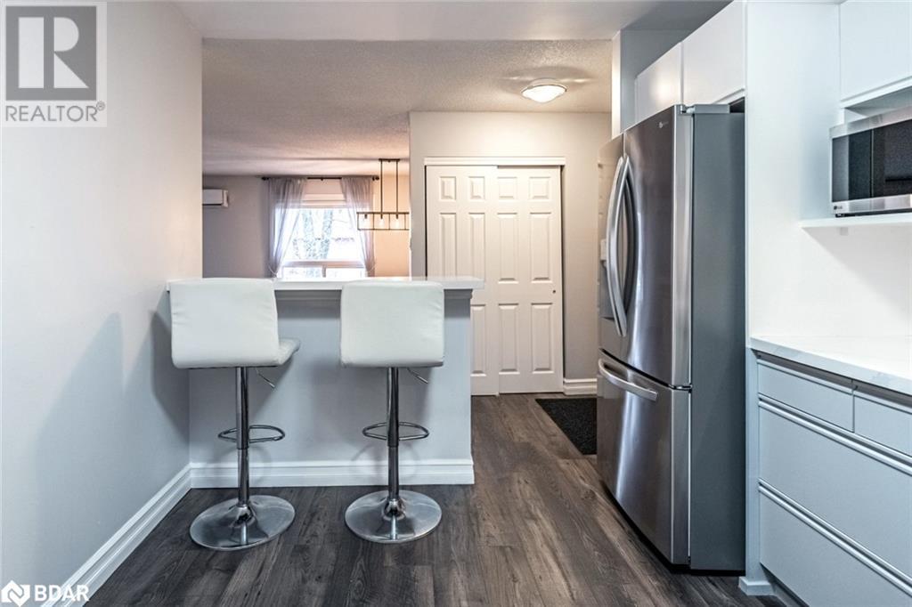 131 Clapperton Street Unit# 303, Barrie, Ontario  L4M 3G3 - Photo 10 - 40706342