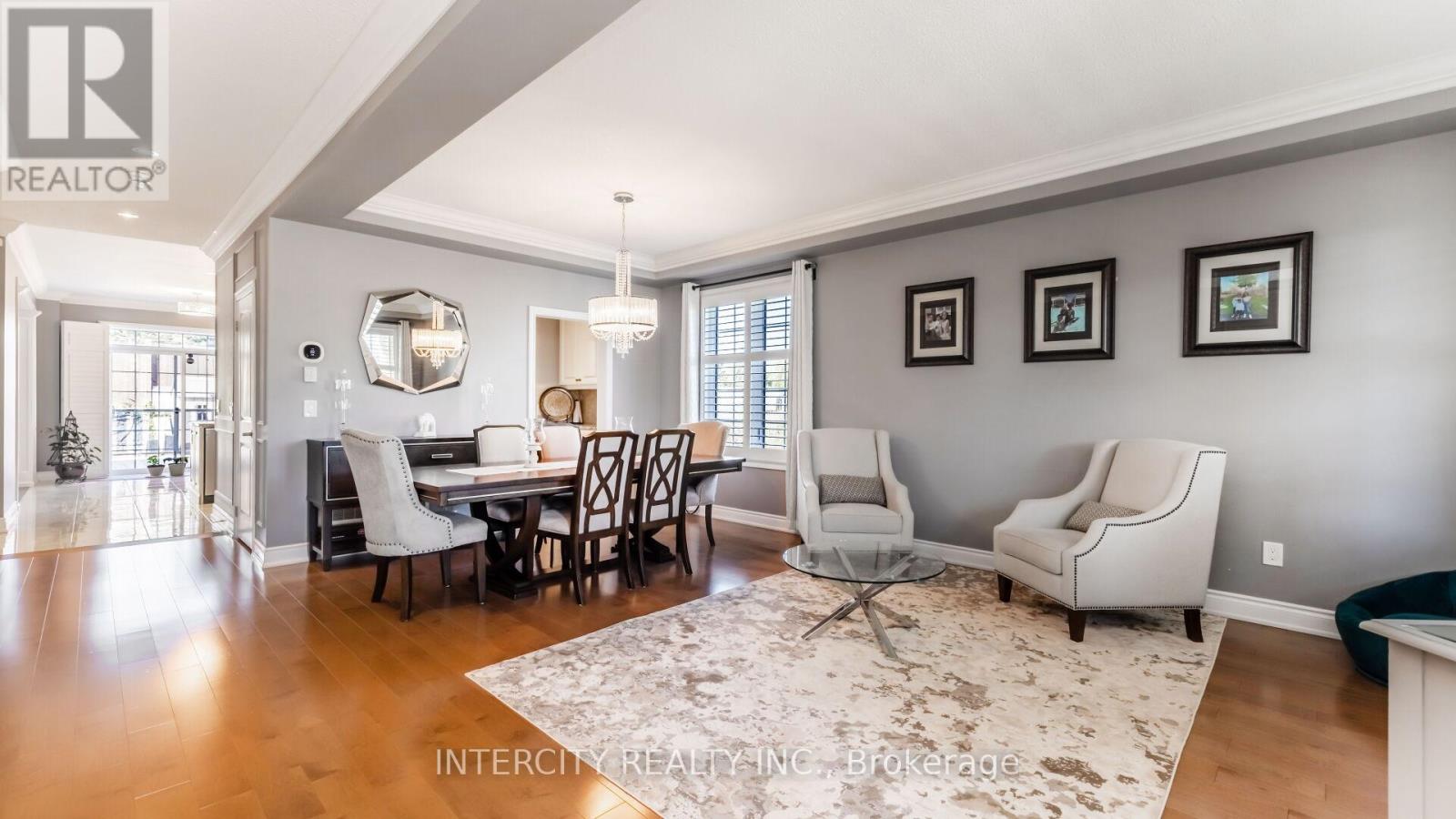 Property at 58 BANSBURY CIRCLE image 4