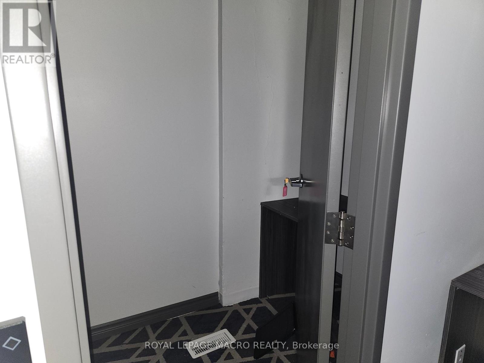 18 Ainslie Street S, Cambridge, Ontario  N1R 3K1 - Photo 11 - X12017597